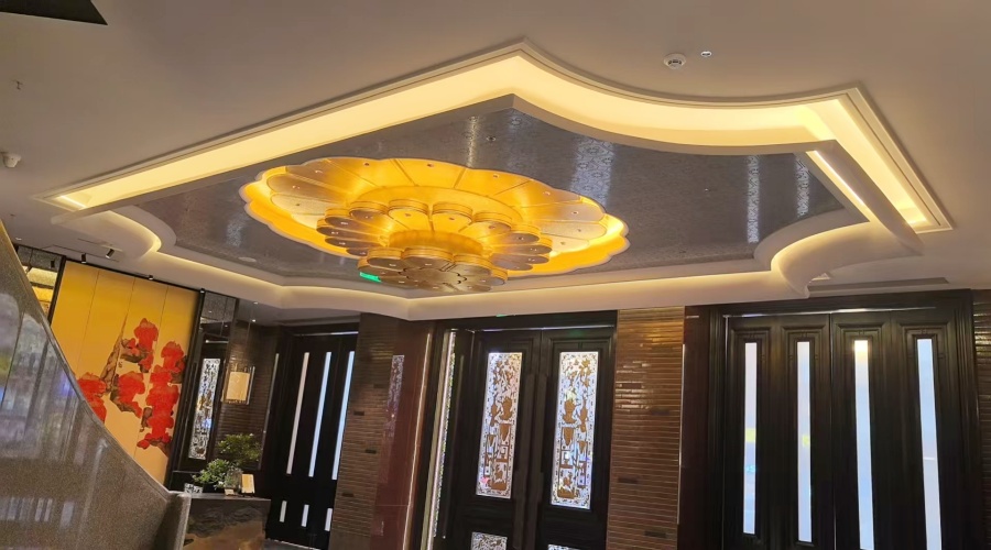 飾紀(jì)上品GRG廠家：廣州酒家GRG異形吊頂工程實(shí)力解析