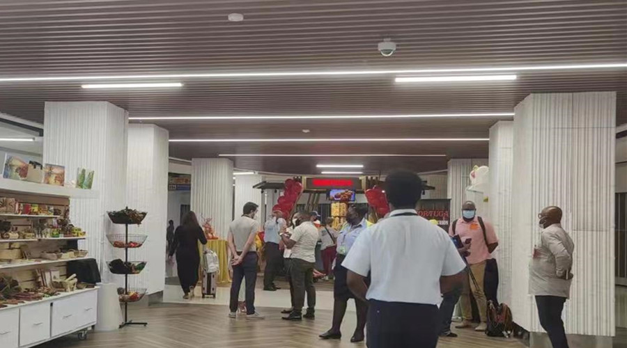 牙買加機(jī)場(chǎng)仿竹排GRG造型 牙買加機(jī)場(chǎng)仿竹排GRG造型