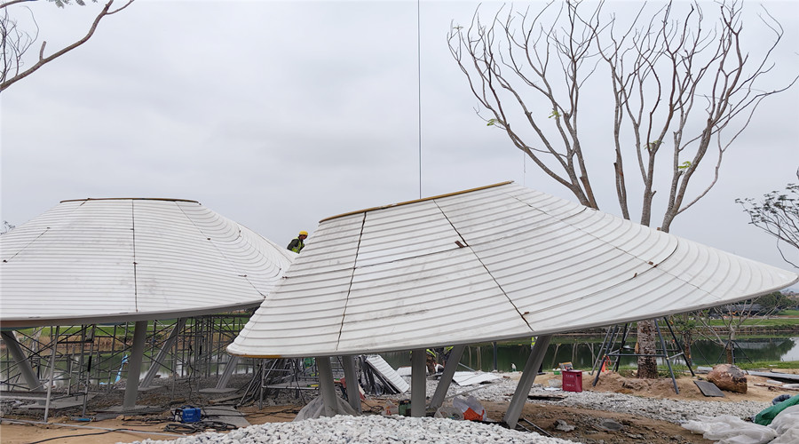 三亞海棠灣UHPC預(yù)制構(gòu)件遮陽立面掛板項目 三亞海棠灣UHPC預(yù)制構(gòu)件遮陽立面掛板項目