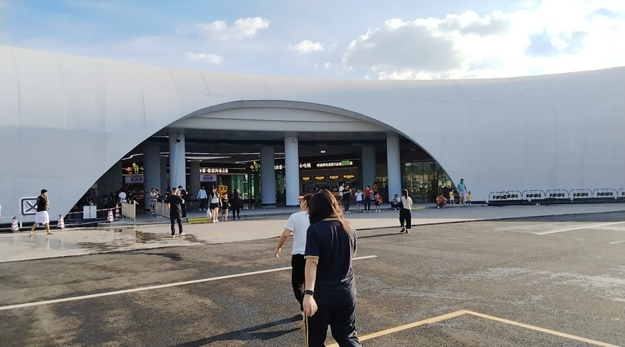 深圳沙田服務(wù)區(qū)GRC幕墻掛板項(xiàng)目 深圳沙田服務(wù)區(qū)GRC幕墻掛板項(xiàng)目