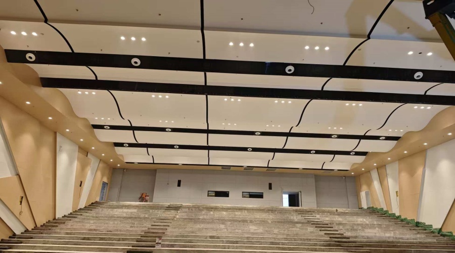 重慶養(yǎng)和教育報告廳GRG吊頂項目 重慶養(yǎng)和教育報告廳GRG吊頂項目