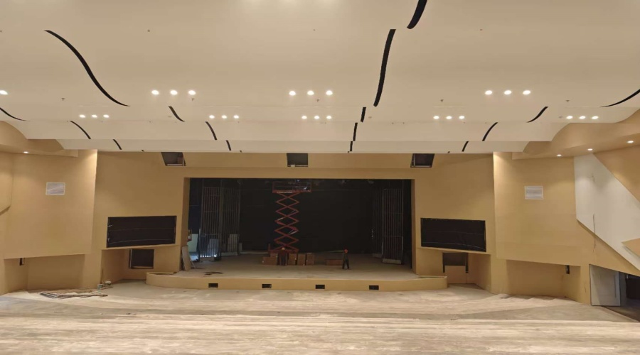 重慶養(yǎng)和教育報(bào)告廳GRG吊頂工程案例 重慶養(yǎng)和教育報(bào)告廳GRG吊頂工程案例