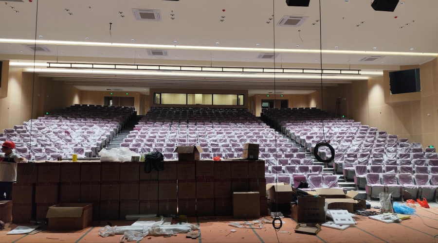 廣州黃埔會(huì)元中學(xué)GRG報(bào)告廳工程案例 廣州黃埔會(huì)元中學(xué)GRG報(bào)告廳工程案例