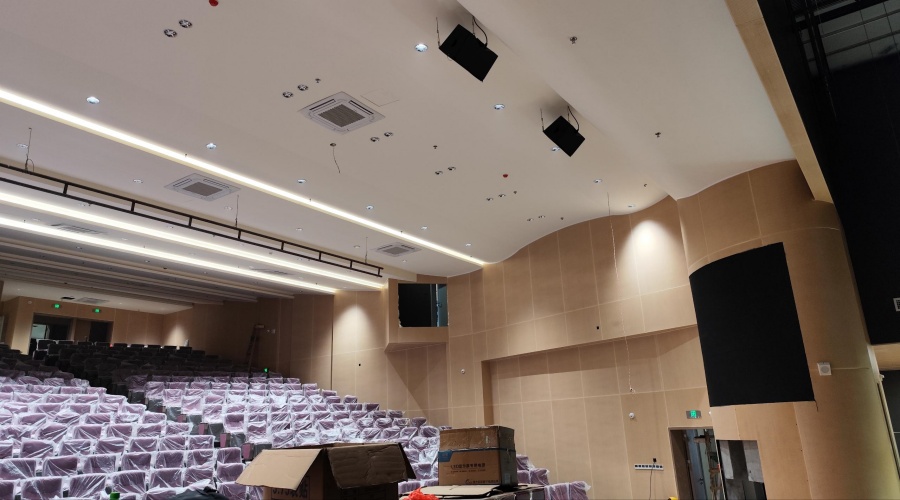 廣州黃埔會(huì)元中學(xué)GRG報(bào)告廳工程案例 廣州黃埔會(huì)元中學(xué)GRG報(bào)告廳工程案例