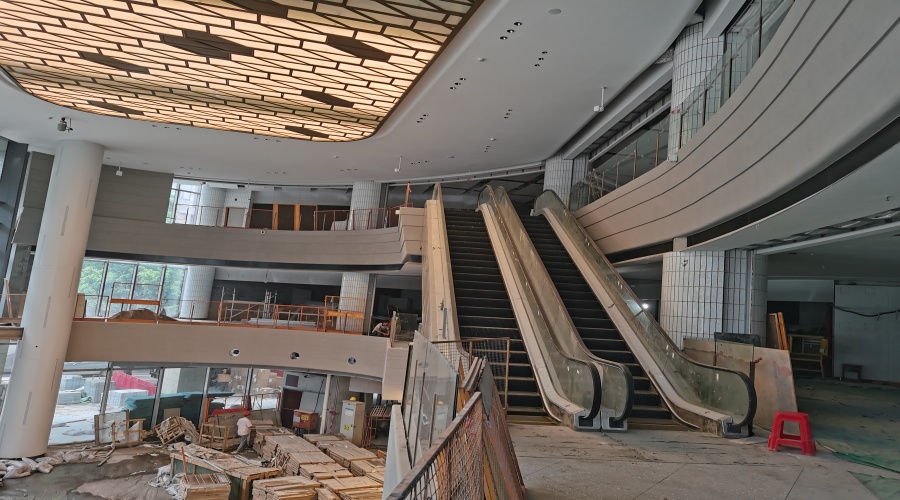 廣州粵海天河城商廈GRG攔河造型工程 廣州粵海天河城商廈GRG攔河造型工程