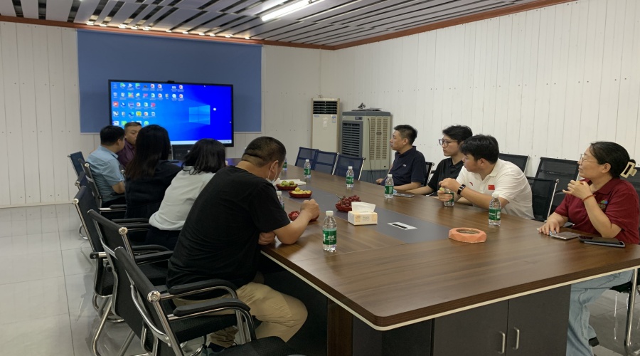 飾紀(jì)上品GRG廠家熱烈歡迎清遠(yuǎn)企業(yè)家協(xié)會(huì) 山東慶云工商聯(lián)領(lǐng)導(dǎo)蒞臨指導(dǎo) 飾紀(jì)上品GRG廠家熱烈歡迎清遠(yuǎn)企業(yè)家協(xié)會(huì) 山東慶云工商聯(lián)領(lǐng)導(dǎo)蒞臨指導(dǎo)