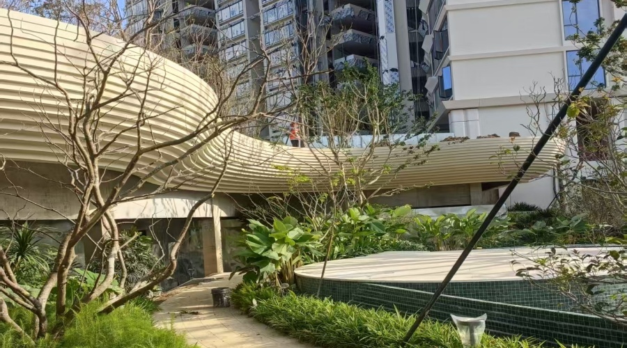 三亞海棠灣售樓部GRC柱子景觀造型落地效果 三亞海棠灣售樓部GRC柱子景觀造型落地效果